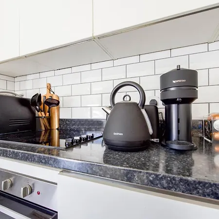 Prime Luxury, Heathrow, Freeparking, Wifi, Netflix Apartment Yiewsley Exterior photo